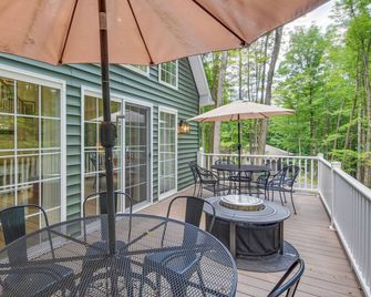 Treasure Lake Home w/ Deck: Walk to Bimini Lake! - DuBois - Balkon