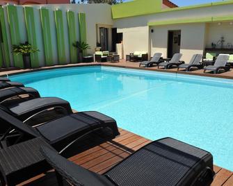 Heleni Beach Hotel - Ialysos - Piscine