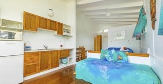 Aroa Beachside Inn - Rarotonga - Schlafzimmer