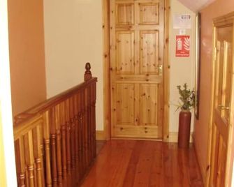 Stonehaven B&B - Ennis - Flur