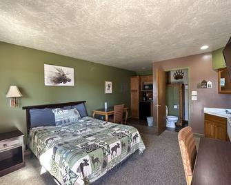 Moosehead Lodge & Cabins - Rangely - Bedroom