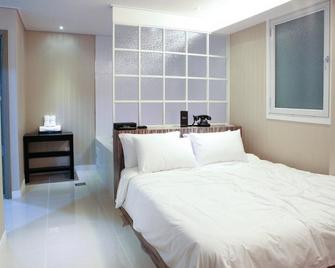 Zum Motel - Seoul - Bedroom