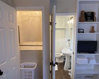 Private garage apartment in best neighborhood in Tulsa - Tulsa