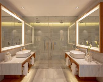 توري ميلينا، أحد فنادق جران ميليا - برشلونة - غرفة نوم