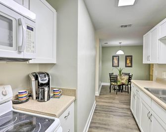 Charming Tallahassee Townhouse about 3 Mi to FSU! - Tallahassee