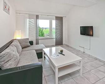 1 bedroom accommodation in Kemnitz/Neuendorf - Kemnitz - Sala de estar
