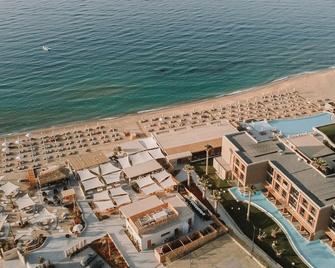 Unique Blue! Resort and Villas Adults Only - Heraklion - Beach