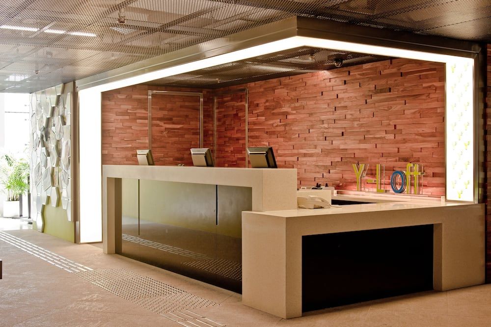 واي لوفت يوث سكوير