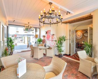 The George Hotel - Axminsterský koberec - Salónek