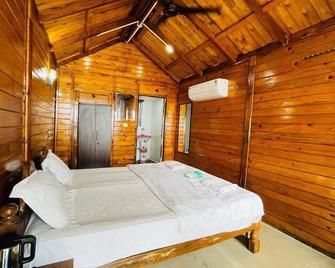 Royal Wood Beach Resort - Canacona
