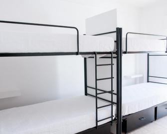 Stork Hostel - Olhão - Bedroom