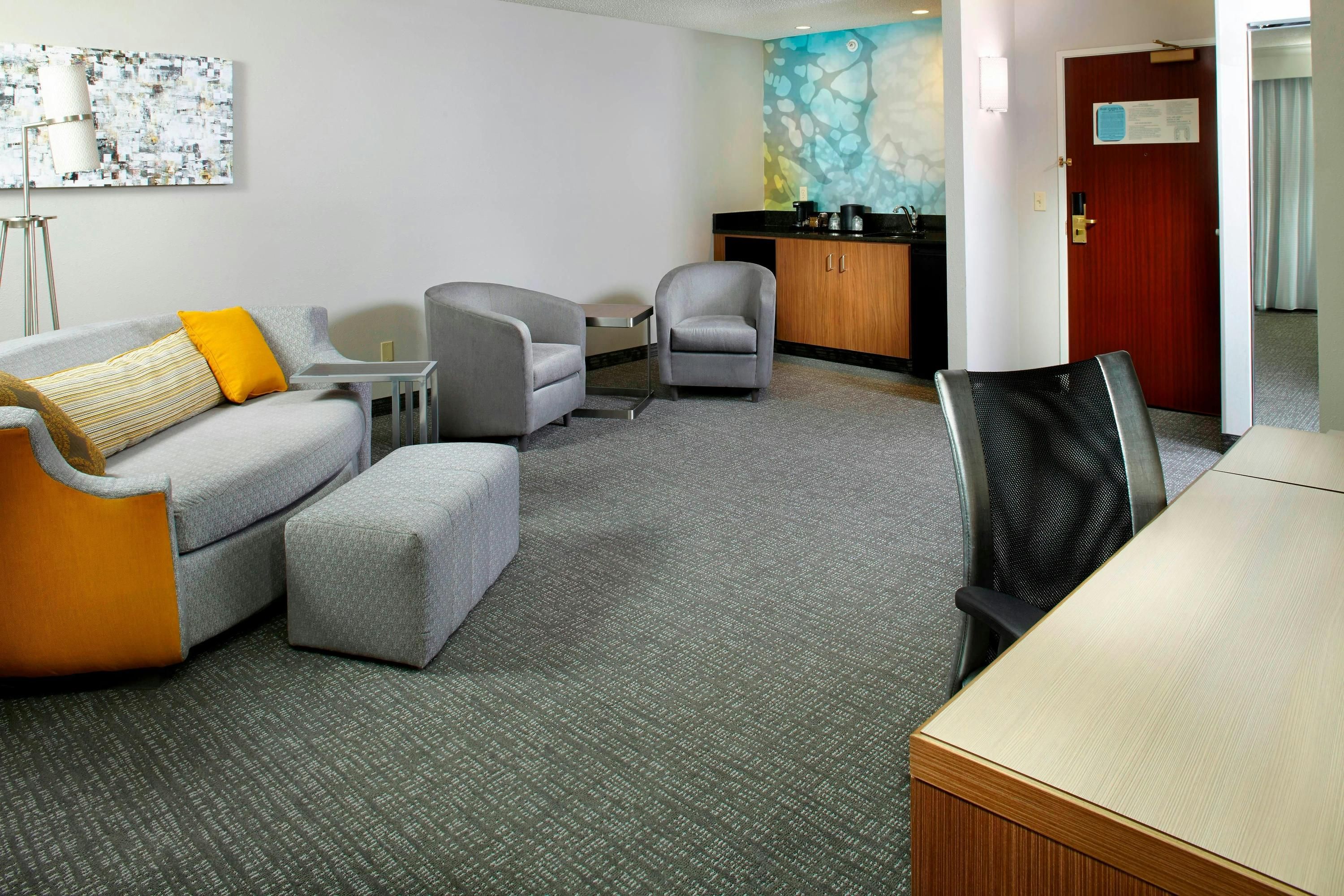 Courtyard by Marriott Lansing - Lansing - Stue