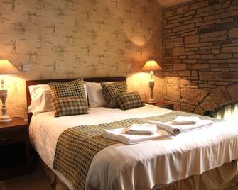 The Huntsman Inn - Holmfirth - Bedroom