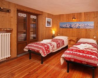 Eydappartamenti - Oulx - Habitación