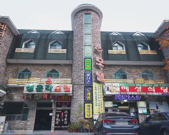 하동 성운각 - 하동 - 건물