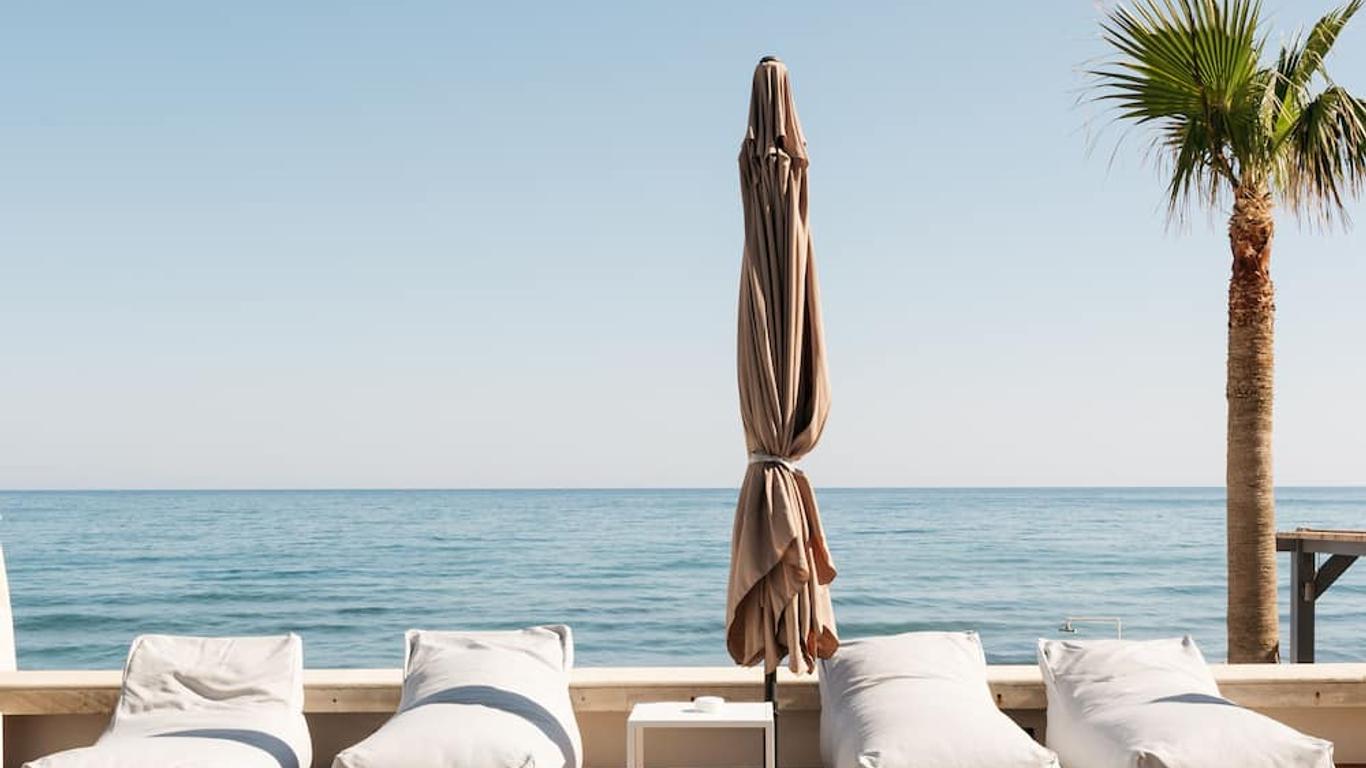 Petradi Beach Lounge Hotel