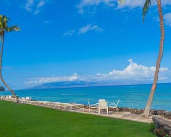 Kaleialoha 403 · Remodeled 1bd W Mountain Views Pool Ac - Lahaina - Plage