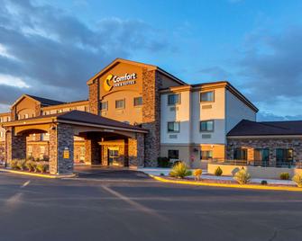Comfort Inn & Suites Page At Lake Powell - Page - Edificio