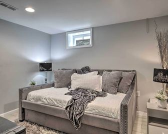 6 Mi to National Mall Modern DC Apartment! - Washington DC - Salon