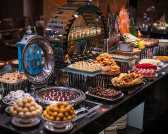 Holiday Inn Dhaka City Centre By IHG - Dacca - Restaurante