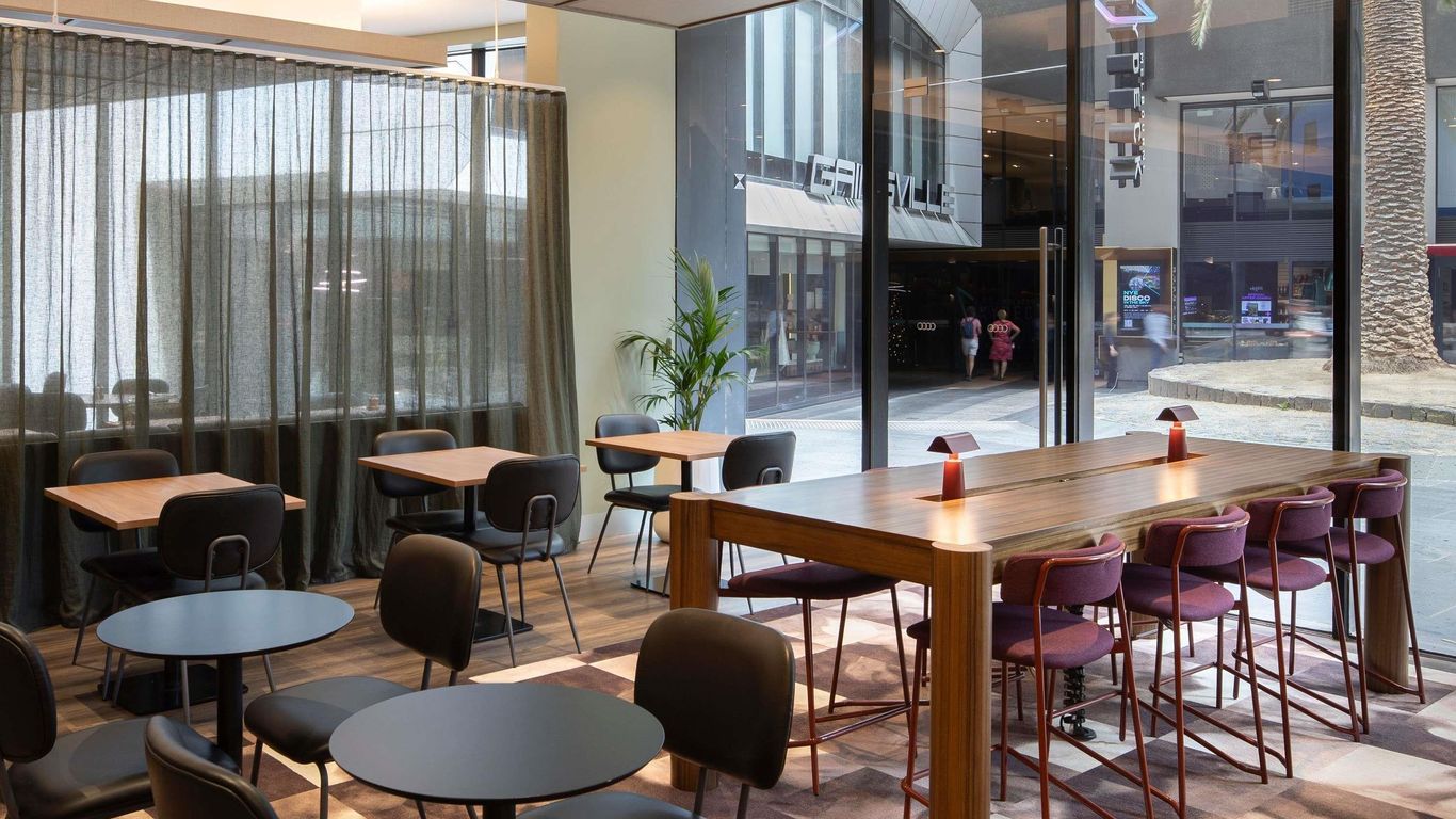 Mercure Melbourne Southbank