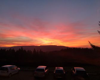 Hotel Schöne Aussicht - Masserberg - Buiten zicht