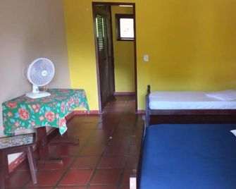 Ubatuba's Surf hotel - Ubatuba - Schlafzimmer
