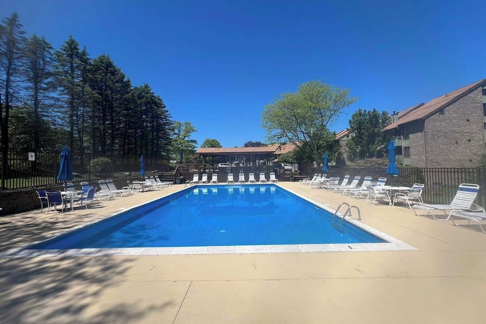 Spectacular Seven Springs Skiing and Golfing in Pennsylvania