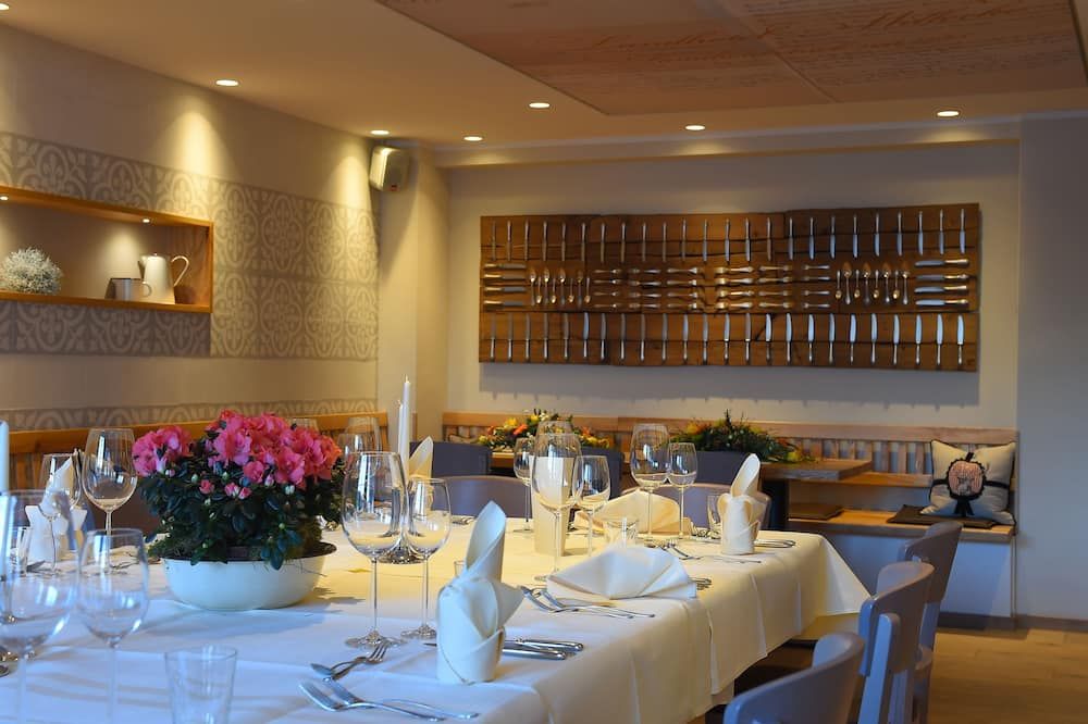 Landhotel Gasthof Willecke - Sundern - Restaurant