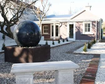 Fitzgerald Cottage Cbd - Christchurch - Building