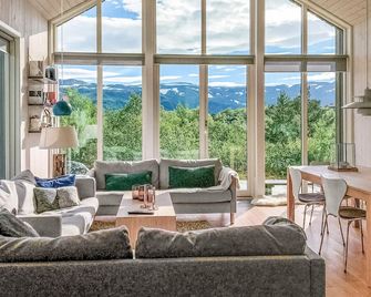 2 Bedroom Cozy Home In Edland - Edland - Sala de estar