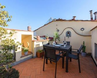 Apartments Florence- Faenza Terrace - Florencia - Balcón