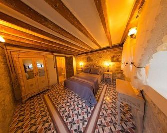 Cavlihane 1885 - Ayvalık - Pasillo