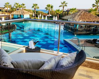 Tui Blue Sherwood Belek - Belek - Pileta
