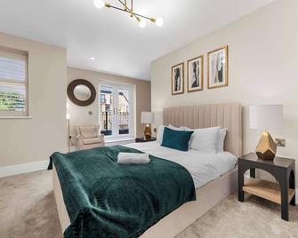 Luxury 5 Star Didsbury Home by City SuperHost - 曼徹斯特 - 臥室