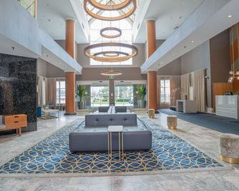 Sandman Signature Mississauga Hotel - Mississauga - Lobby