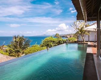 Shunyata Villas Bali - Amlapura - Pool