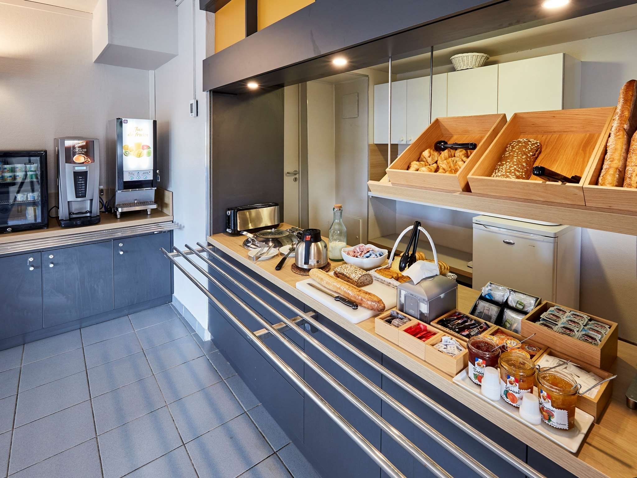 B&B HOTEL Annemasse Saint-Cergues - Saint-Cergues - Buffet