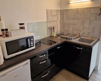 Le Bisontin, Studio Cosy Au Calme, Proch - Besançon - Phòng bếp