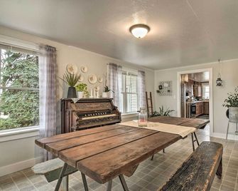 Charming Dairy Farm Home in Indiana Amish Country - Shipshewana - Comedor