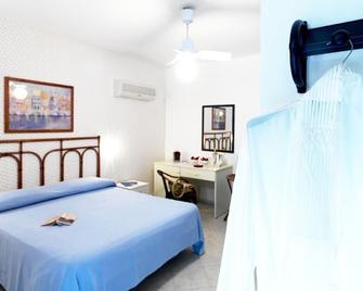 Villaggio Le Palme - Ascea - Schlafzimmer