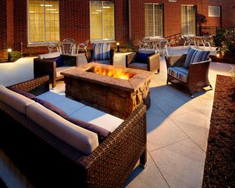 Residence Inn by Marriott Durham McPherson/Duke University Medical Center Area - Durham - Pátio