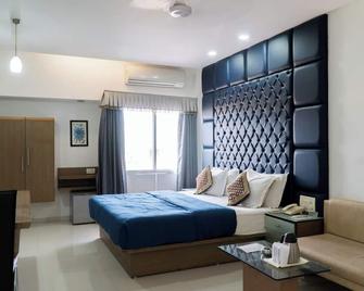 The Horizon Hotel - Ankleshwar - Bedroom