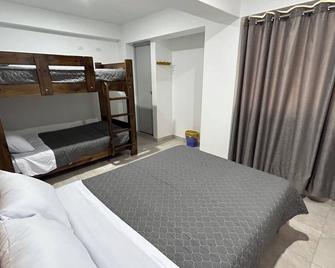 Central Climbing Hostel - Huaraz - Bedroom
