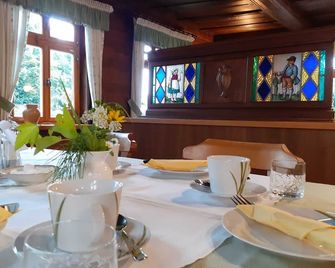 Dz Wiesenblick - Lavendelhof - Die Idyllische Landpension - Crimmitschau - Restaurante