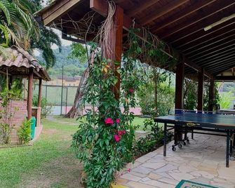 Brazish Pousada - Paraty - Patio