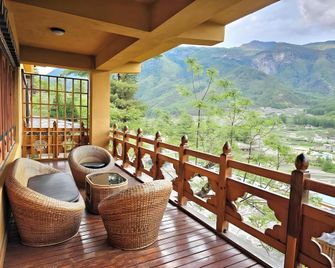 Tiger's Nest Resort - Best Resort In Paro - Paro - Balcony