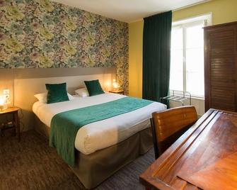 Logis Hôtel Le Vert Galant - La Fleche - Habitación