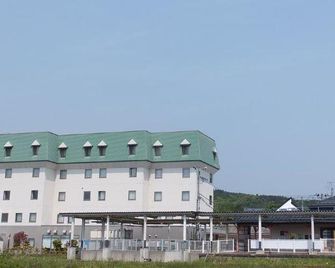 Hotel Folkloro Ominato - Mutsu - Building