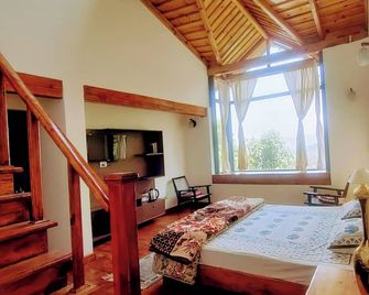Oakakhi Stays, private room - Ranikhet - Slaapkamer